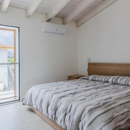 Pula Comfy Apartment W/ Private Parking Exteriör bild