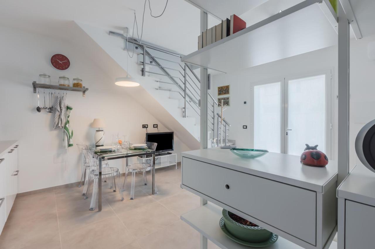 Pula Comfy Apartment W/ Private Parking Exteriör bild