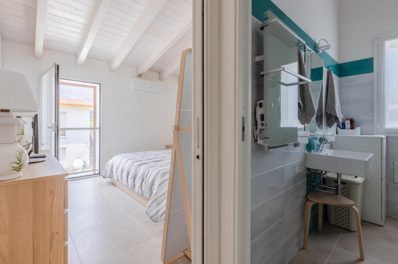 Pula Comfy Apartment W/ Private Parking Exteriör bild